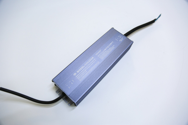 Power supply unit 12V250W-IP67-SLIM-235*76*39-AE
