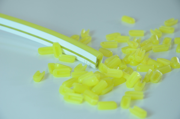Plug yellow NEON-PLUG-YELLOW-612-AE-MEN